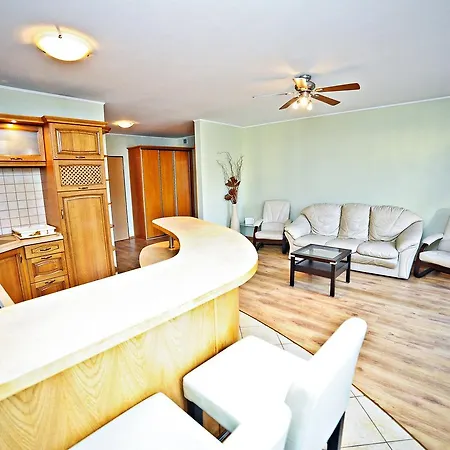 Haffnera By Grand Lägenhet *